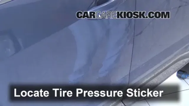 2012 Chevrolet Equinox LT 2.4L 4 Cyl. FlexFuel Tires & Wheels Check Tire Pressure